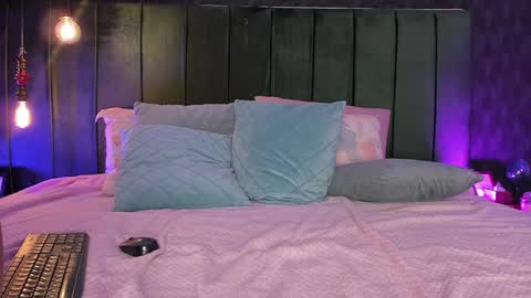 Sthefanny online show from December 2024 09:35:01 AM