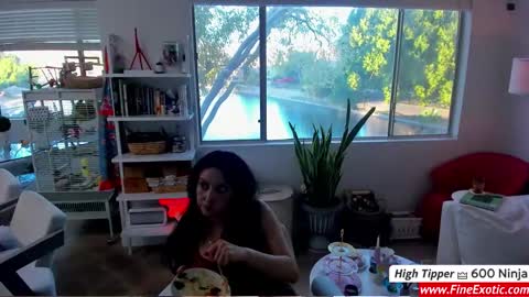 vesafine online show from December 2024 11:23:02 PM