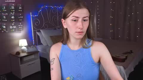 Snapshot of vespera_celeste chatting on October 2025 05:39:02 AM Celeste online show from October 2025 05:39:02 AM