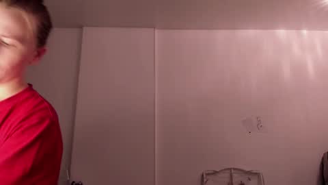 Snapshot of vespera_celeste chatting on February 2026 12:57:02 PM Celeste online show from February 2026 12:57:02 PM