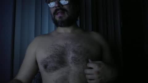 vesturelove online show from October 2025 06:58:01 AM