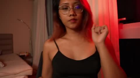 Vexa Nyx online show from May 2026 04:04:02 PM