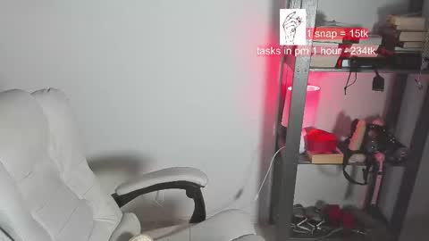 VIKA online show from February 2025 11:44:02 AM