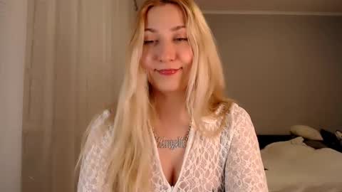 Snapshot of vibezgirl chatting on March 2025 07:34:01 PM Amelia online show from March 2025 07:34:01 PM