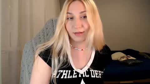 Snapshot of vibezgirl chatting on September 2025 07:15:02 PM Amelia online show from September 2025 07:15:02 PM