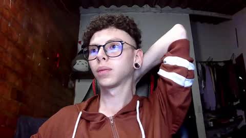 Vicent Brais online show from February 2025 01:03:01 AM