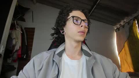 Snapshot of vicent_brais chatting on February 2026 02:59:02 PM Vicent Brais online show from February 2026 02:59:02 PM