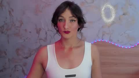 Vicky online show from December 2025 03:44:01 AM