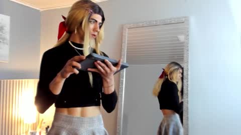  Vicky  online show from January 2026 02:41:02 PM