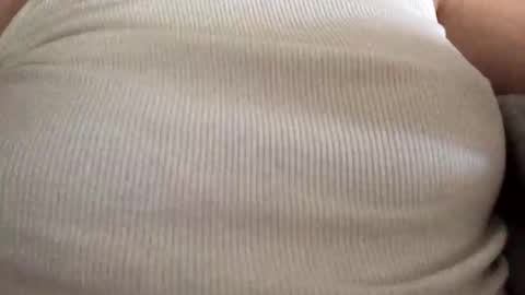 Snapshot of vicky_greyy chatting on January 2025 08:45:01 AM Vicky online show from January 2025 08:45:01 AM