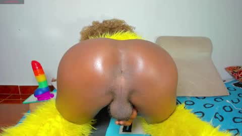 vicky manuela online show from October 2025 02:39:02 AM