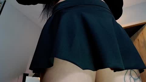 Victoria   online show from December 2024 11:32:01 PM