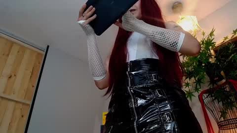 Victoria   online show from December 2024 03:00:02 PM