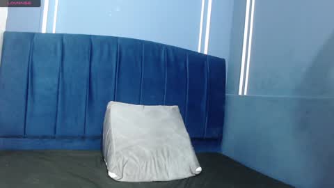 Snapshot of victoria017 chatting on December 2024 02:42:01 AM Victoria online show from December 2024 02:42:01 AM