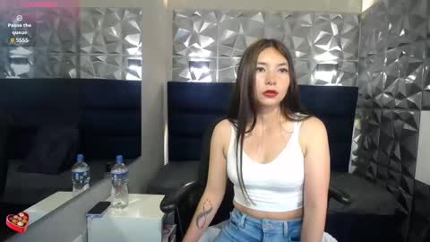 Snapshot of victoria017 chatting on September 2025 03:10:01 AM Victoria online show from September 2025 03:10:01 AM