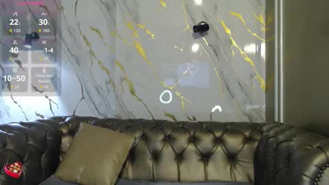 Snapshot of victoria017 chatting on October 2025 03:51:02 AM Victoria online show from October 2025 03:51:02 AM