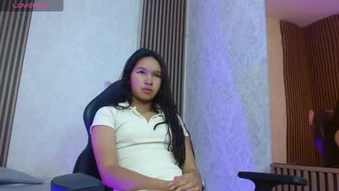 victoria1_tay online show from April 2026 01:31:02 PM