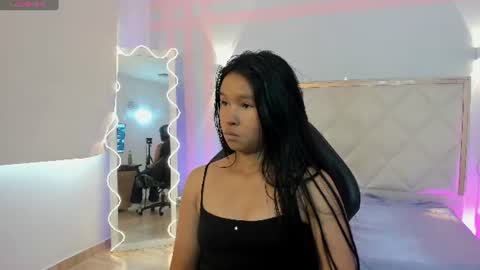 Snapshot of victoria1_tay chatting on June 2026 07:13:01 PM victoria1_tay online show from June 2026 07:13:01 PM