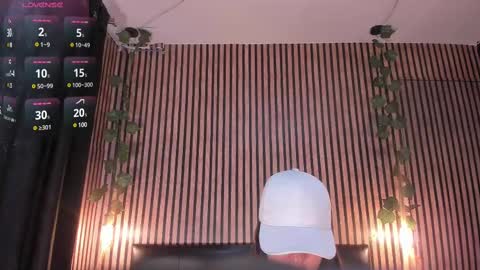 victorira online show from March 2025 09:35:01 PM