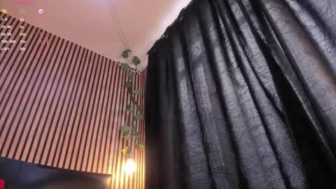 victorira online show from September 2025 08:19:01 PM