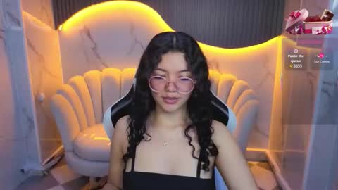 victoria_castillo_b online show from February 2026 07:54:02 PM