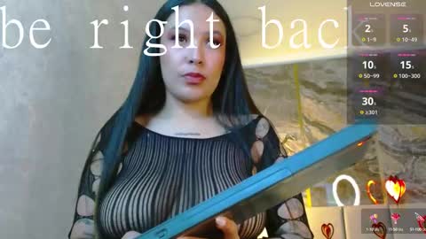 Victoria Collins online show from February 2025 03:09:01 PM