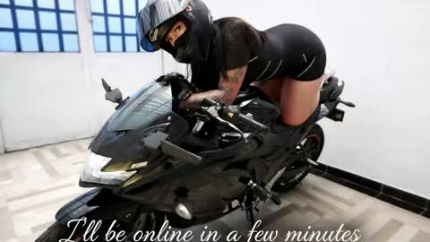 Victoria Collins online show from April 2026 12:38:02 PM