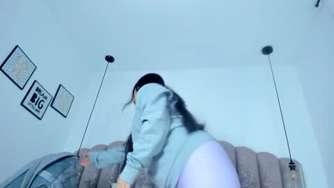 valentina online show from September 2025 11:48:01 AM