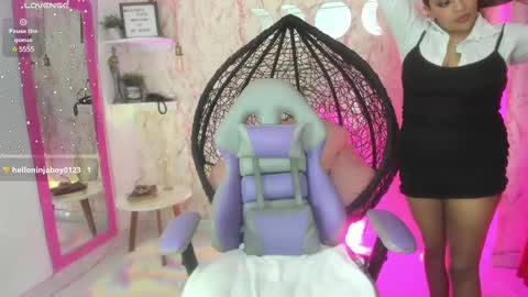 victoria_floyd1 online show from January 2025 03:33:01 PM