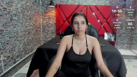 Victoria Houston  online show from February 2025 02:38:02 AM