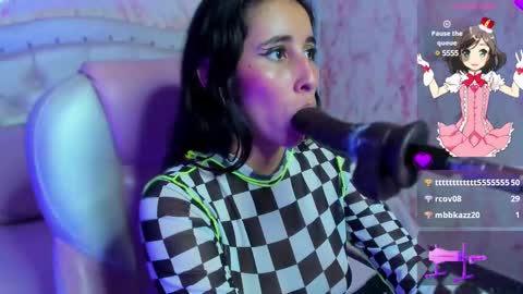 Victoria Houston  online show from February 2025 10:20:02 PM