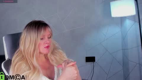 Victoria My schedule for the week 2 GMT 3am-9am TuWeThFrSa online show from March 2026 01:21:02 AM