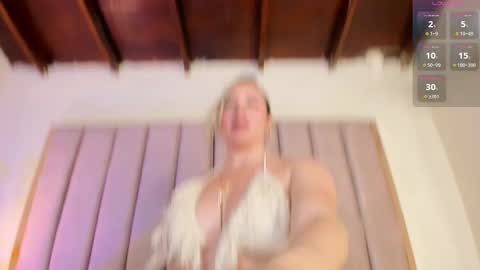 Snapshot of victoria_rash chatting on December 2025 09:23:02 PM VICTORIA online show from December 2025 09:23:02 PM