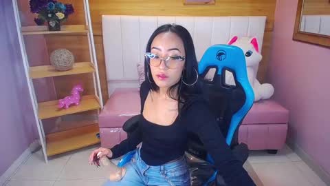 Victoria  online show from February 2025 04:47:02 PM