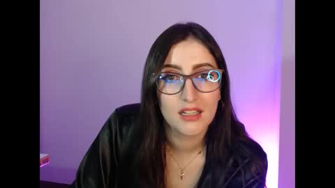 Victoria online show from January 2025 10:33:02 PM