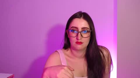 Victoria online show from January 2025 08:15:02 PM