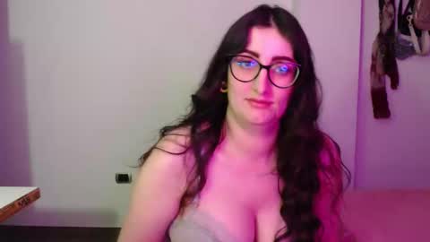 Victoria online show from April 2026 09:10:02 PM