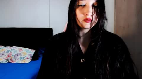 Victoria online show from December 2024 07:38:02 PM