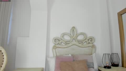 victoria  online show from January 2025 11:31:02 AM