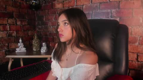 victoriaa2_doll online show from April 2026 11:15:02 AM