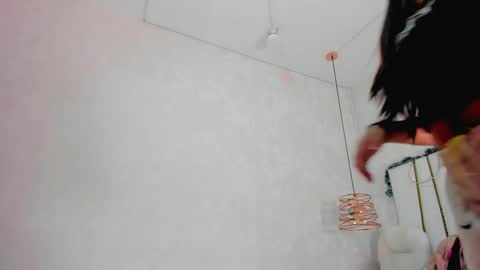 Victoria Sofia online show from December 2025 11:04:02 AM