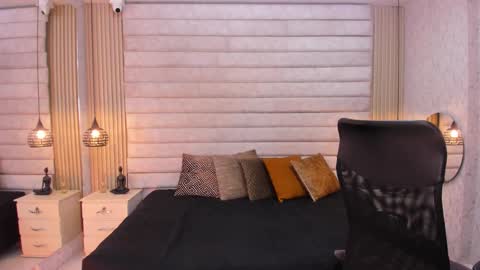 victoriaablair online show from March 2026 07:41:02 PM