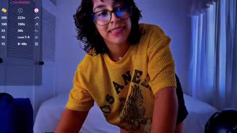 victoriaamelie online show from February 2026 06:17:01 PM