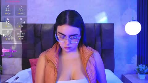 Snapshot of victoriaandrade chatting on April 2026 12:08:02 PM Victoria Andrade online show from April 2026 12:08:02 PM