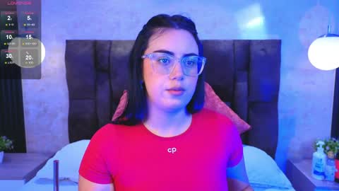 Snapshot of victoriaandrade chatting on April 2026 11:24:01 AM Victoria Andrade online show from April 2026 11:24:01 AM