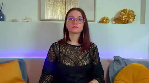 Victoria online show from October 2025 06:25:01 AM