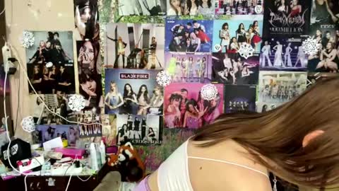 Lana online show from April 2026 06:05:01 AM