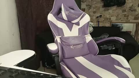 Victoria Cox online show from September 2025 09:03:02 AM