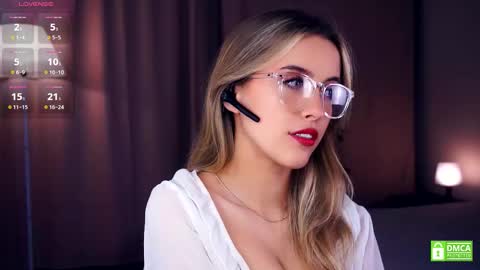 Anasteisha  Day Helen  Night online show from September 2025 08:20:02 PM