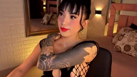 VICTORIA online show from January 2025 07:56:01 PM